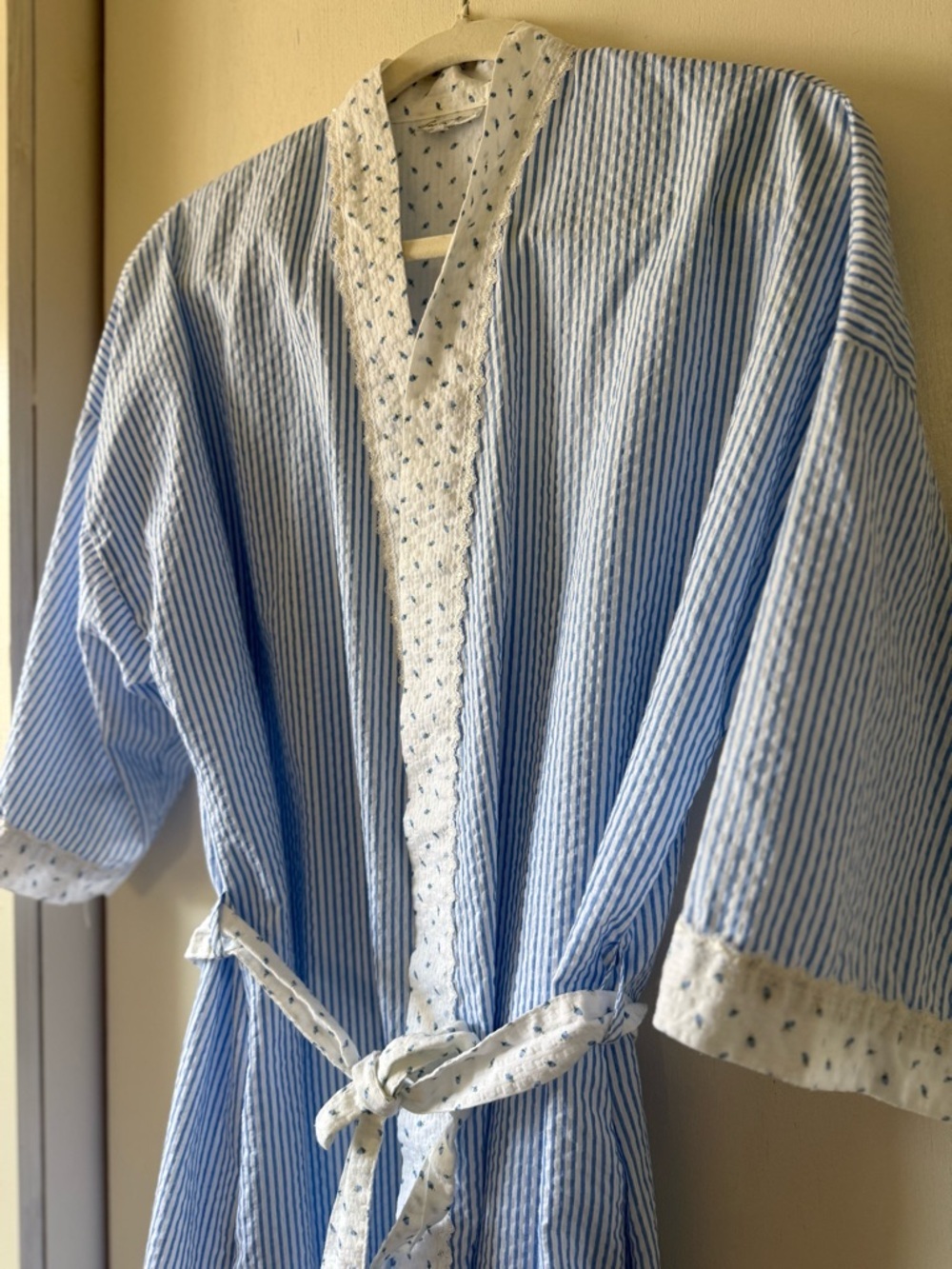 Vintage Cottagecore Robe Light Blue Floral Cotton Blend Floral Blueberries - Picture 11 of 15